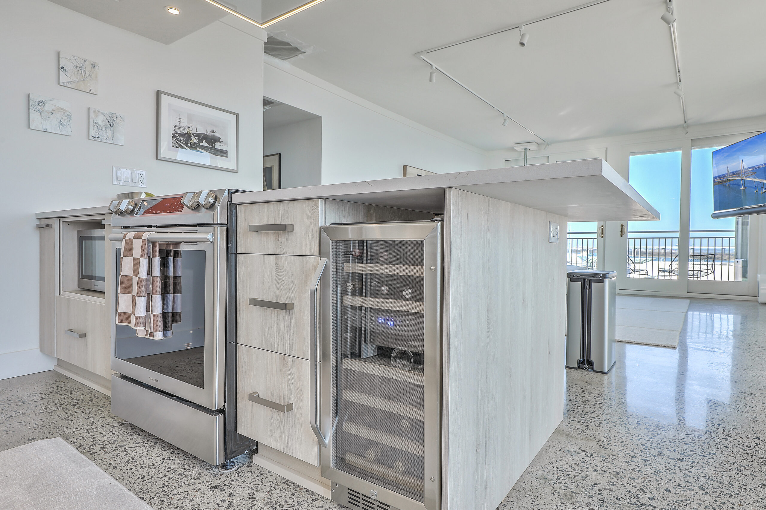 Concord Project | Charleston Harbor Retreat