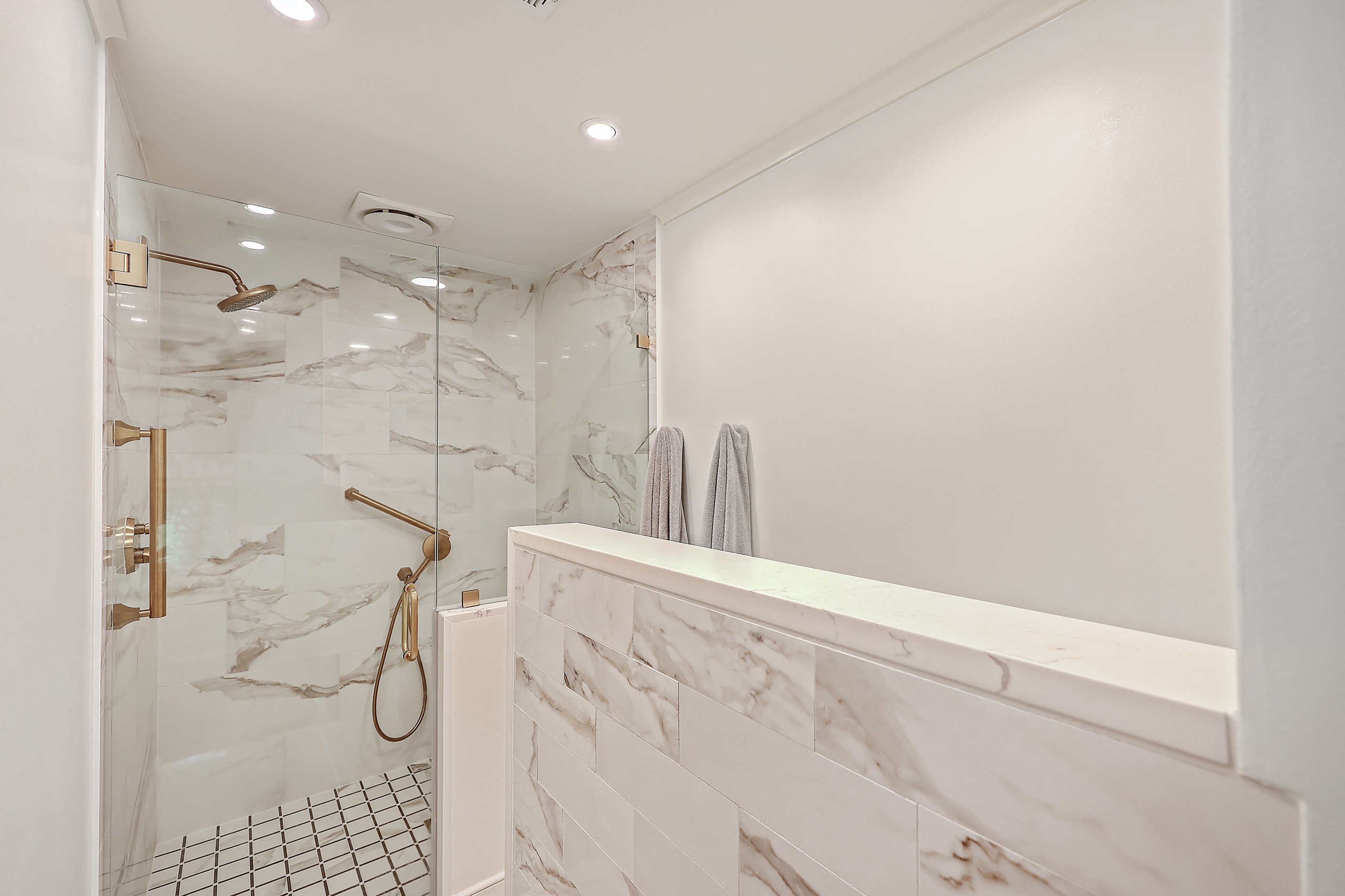 Greenview Lane | Primary Bathroom Renovation